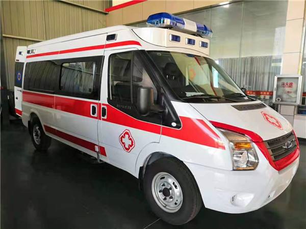 屏山县福特V362救护车